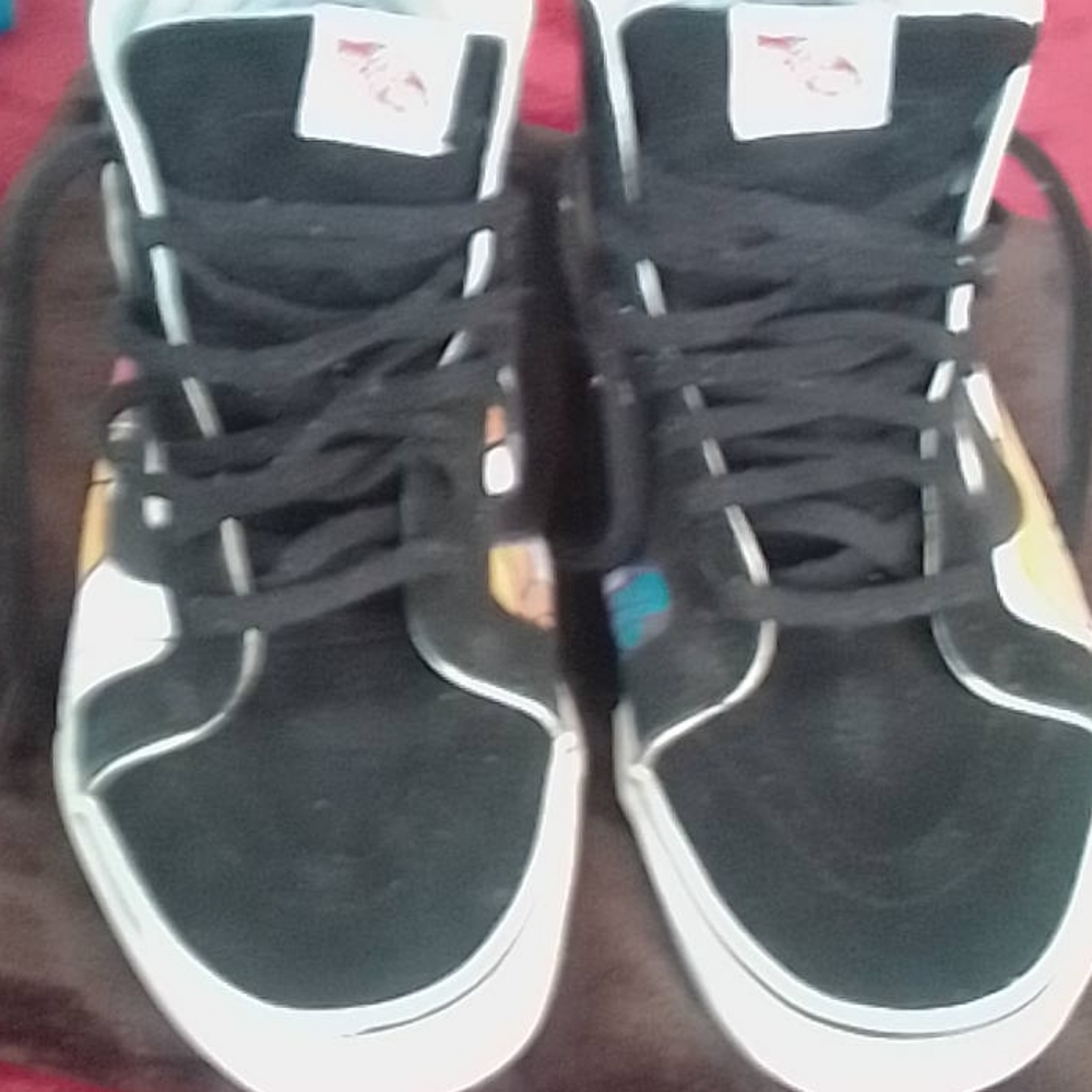 Disney --Vans Men Sneakers!